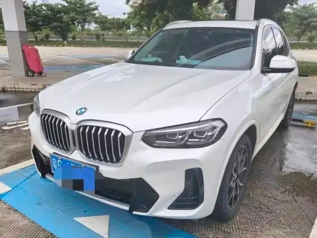 Фотография автомобиля — BMW X3