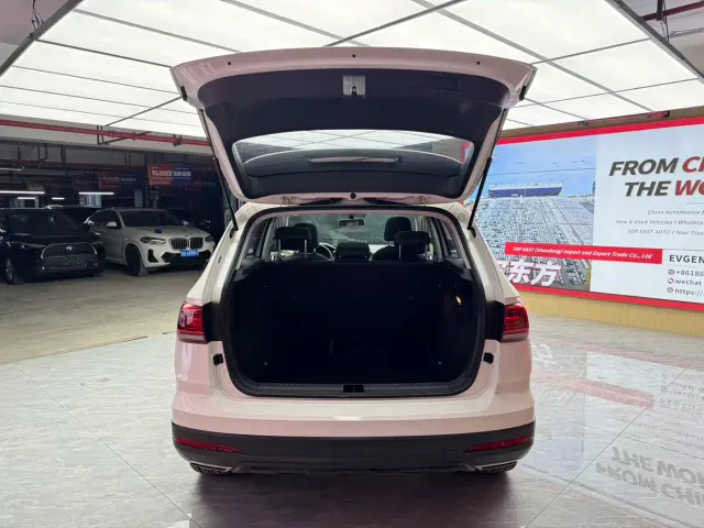 Volkswagen Tharu — Фото автомобиля 18