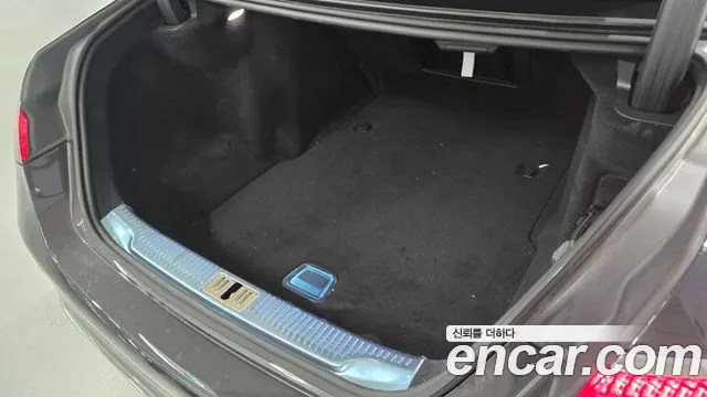 Mercedes-Benz S-Class W223 — Фото автомобиля 10