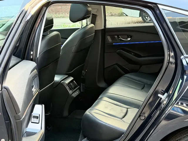 Honda Accord — Фото автомобиля 8