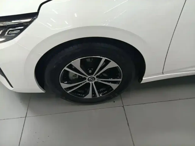 Nissan Sylphy — Фото автомобиля 22