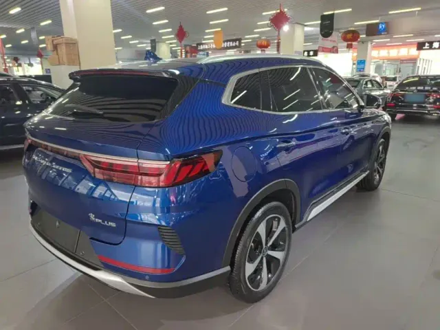 BYD Song PLUS — Фото автомобиля 6