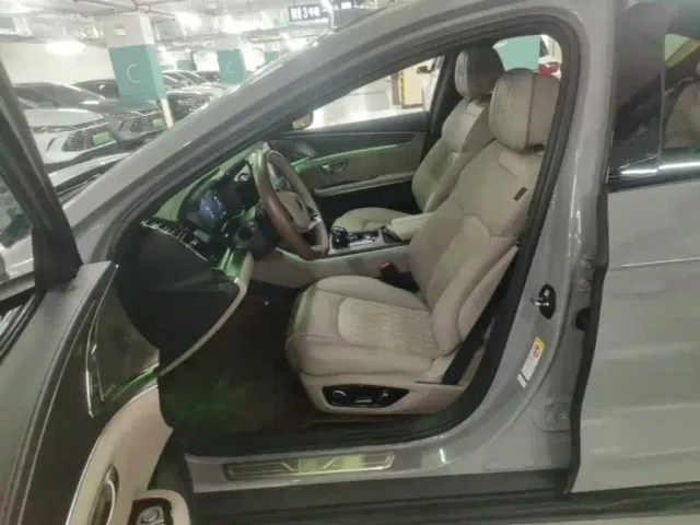 BYD Han — Фото автомобиля 14