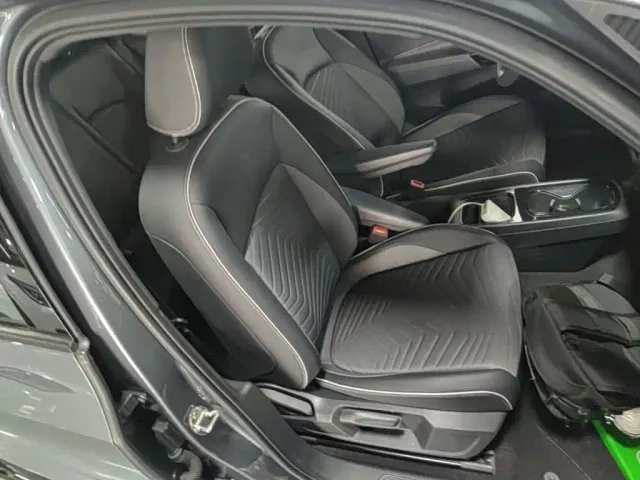 Volkswagen ID.3 — Фото автомобиля 24