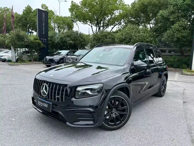 Фотография автомобиля — Mercedes-Benz GLB AMG