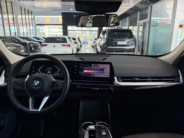 BMW X1 — Фото автомобиля 9