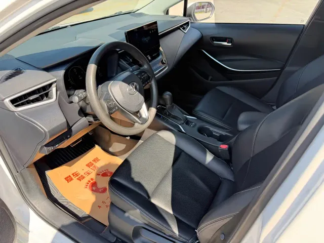 Toyota Corolla — Фото автомобиля 4
