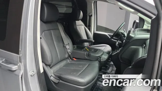 Hyundai Staria Staria L3.5 Карго 3 места — Фото автомобиля 26