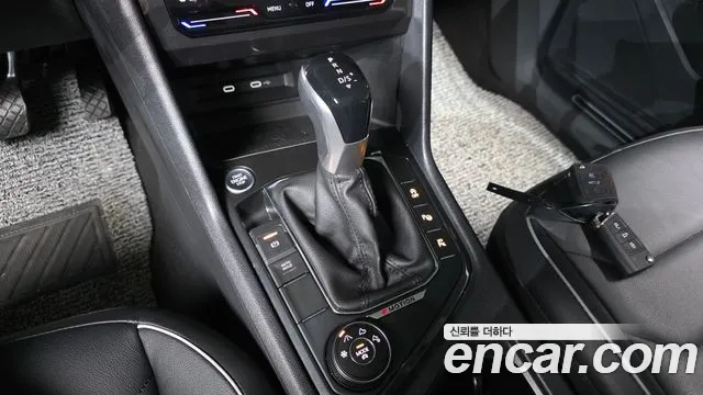 Volkswagen Tiguan Tiguan 2 поколение 2.0 TDI 4Motion Prestige — Фото автомобиля 9