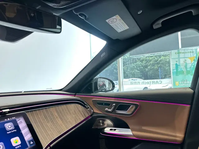 Mercedes-Benz E-Class — Фото автомобиля 7