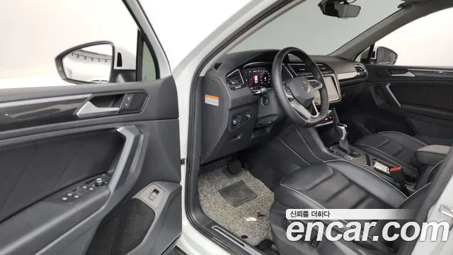 Volkswagen Tiguan Tiguan 2 поколение 2.0 TDI Prestige — Фото автомобиля 10