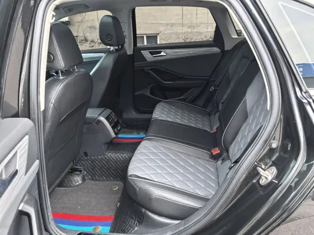 Volkswagen Sagitar — Фото автомобиля 18