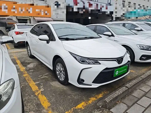 Toyota Corolla — Фото автомобиля 3
