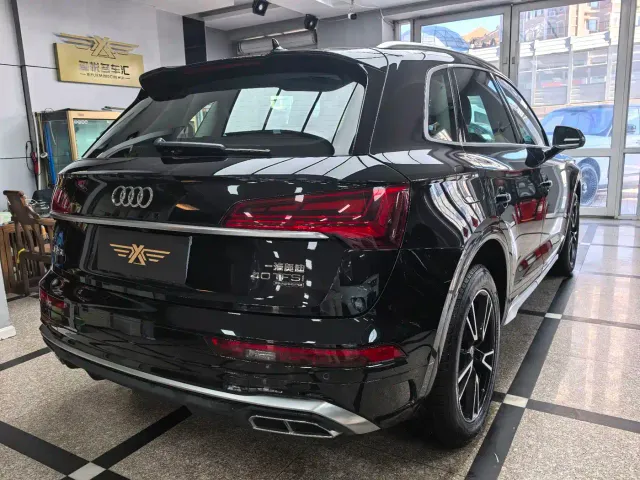 Audi Audi Q5L 2024 Model 40 TFSI Fashion Dynamic — Фото автомобиля 4