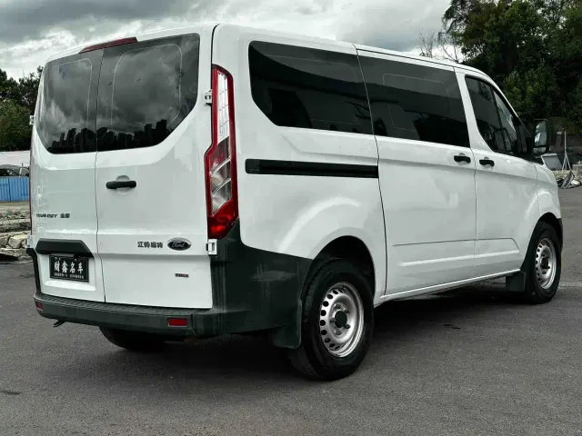 Ford Transit — Фото автомобиля 9