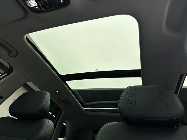 Geely Galaxy Starship 7 EM-i — Фото автомобиля 16