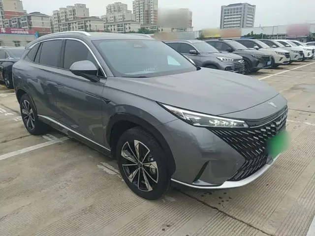 Roewe Roewe RX5 2023 1.5T Superior Edition — Фото автомобиля 3