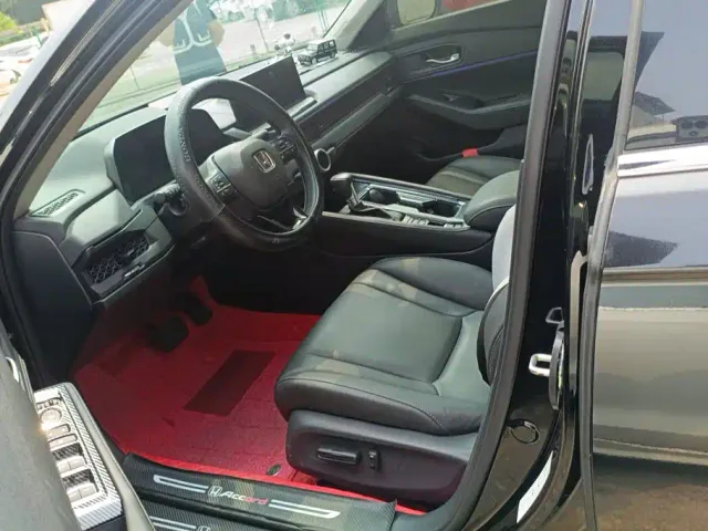 Honda Accord — Фото автомобиля 9