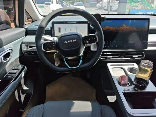 GAC Aion Y — Фото автомобиля 10