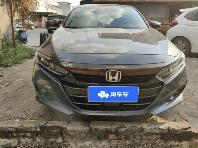 Honda Accord — Фото автомобиля 2