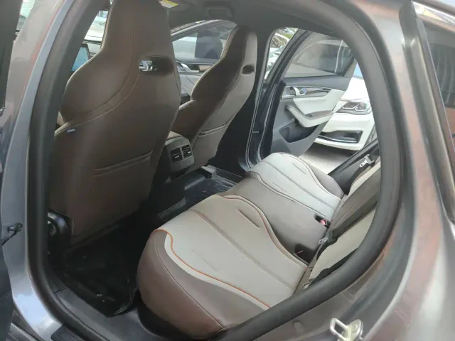 BYD Qin PLUS — Фото автомобиля 7