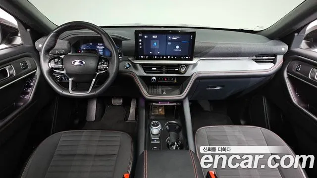 Ford Explorer 6th Gen — Фото автомобиля 10
