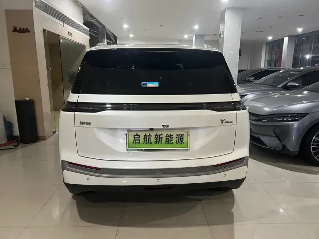 GAC Aion Y — Фото автомобиля 7