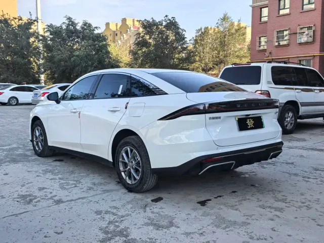 Geely Galaxy L6 — Фото автомобиля 5