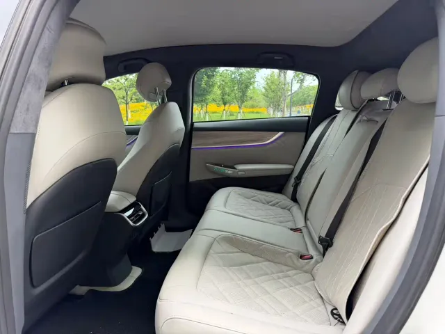 Changan Qiyuan A07 — Фото автомобиля 5