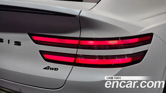 Genesis GV80 — Фото автомобиля 23