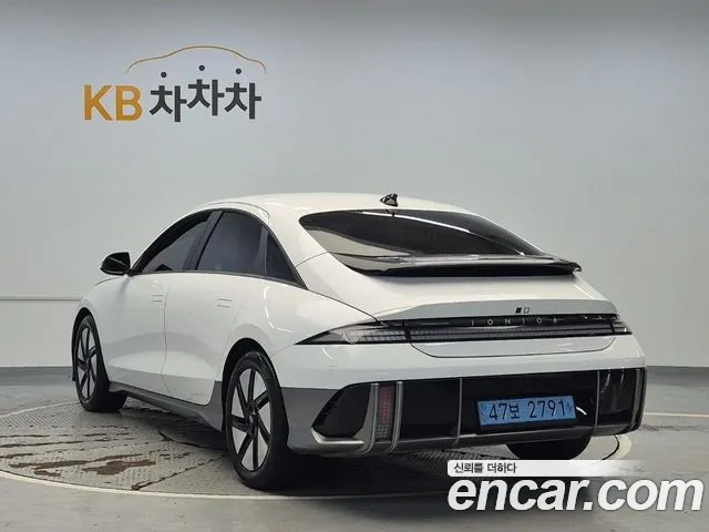 Hyundai Ioniq 6 — Фото автомобиля 2