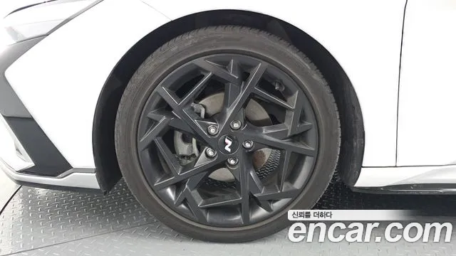 Hyundai AVANTE Inspiration N Line — Фото автомобиля 5