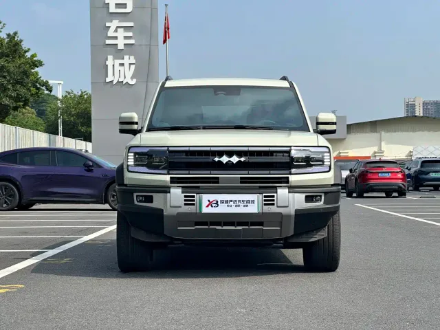 BYD FangChengBao Leopard 5 — Фото автомобиля 2