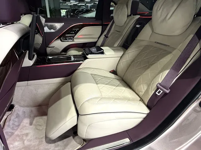 Hongqi Guoya — Фото автомобиля 22