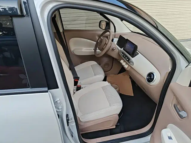 Wuling Hongguang Mini EV — Фото автомобиля 24