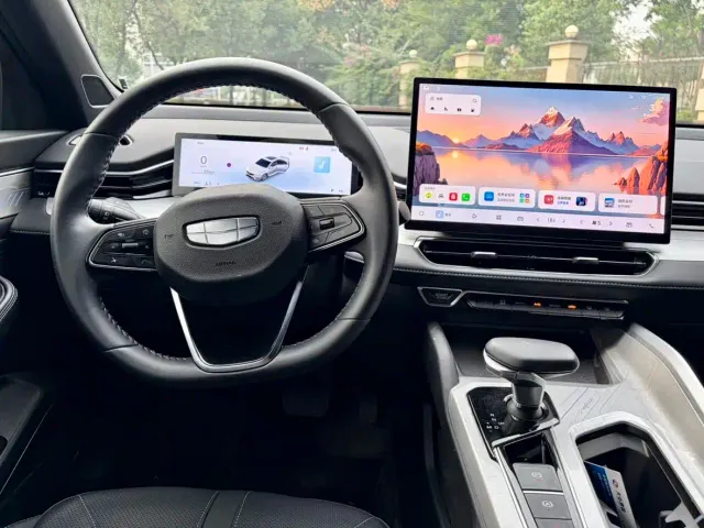 Geely Xingrui — Фото автомобиля 8