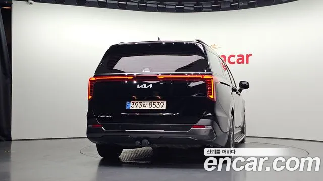 Kia Canival — Фото автомобиля 2
