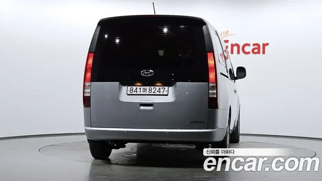 Hyundai Staria Staria Карго 5 мест — Фото автомобиля 4
