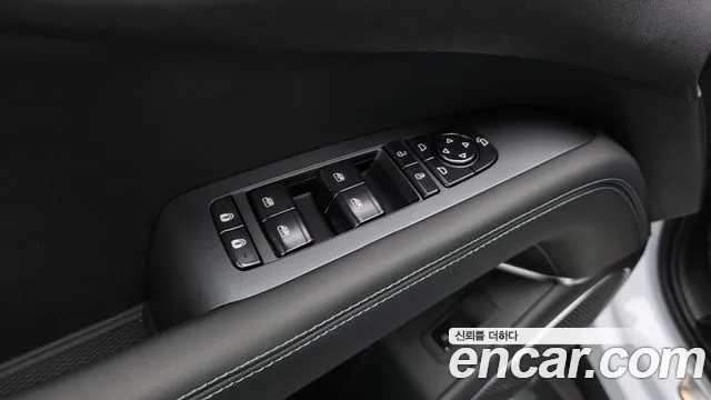 BYD Sealion 7 — Фото автомобиля 29