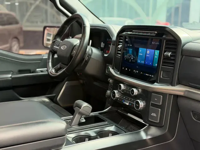 Ford F-150 Raptor — Фото автомобиля 12