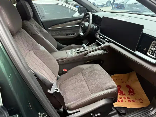 Geely Xingyue L — Фото автомобиля 10