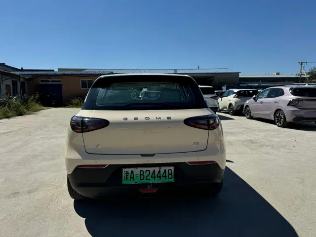 Geely Starry Wish — Фото автомобиля 10