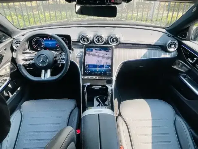 Mercedes-Benz C-Class — Фото автомобиля 5