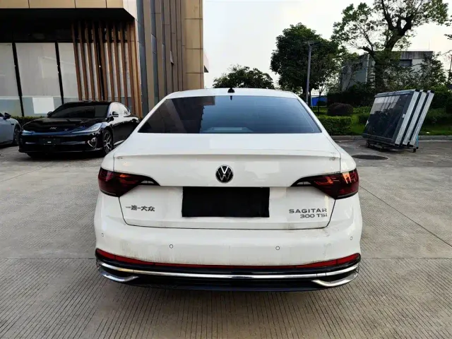 Volkswagen Sagitar — Фото автомобиля 8