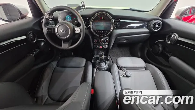 Mini Cooper Cooper 5 дверей Classic — Фото автомобиля 7