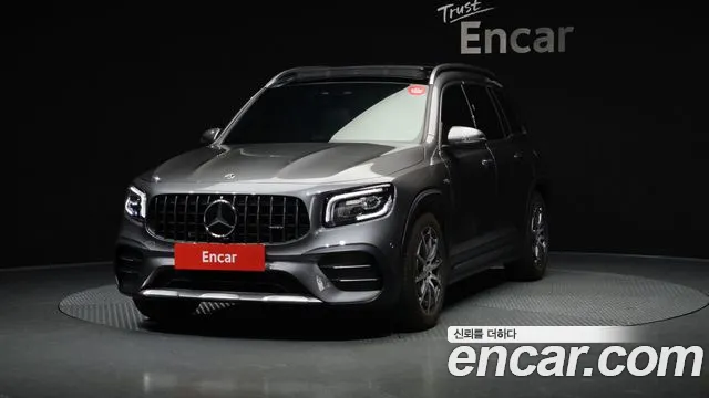 Фотография автомобиля — Mercedes-Benz GLB-Class