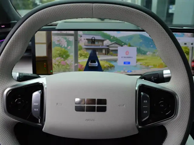Geely Galaxy E8 — Фото автомобиля 10