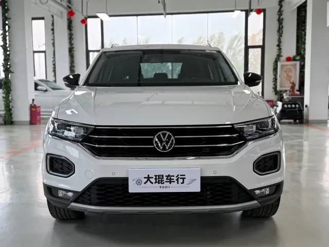 Volkswagen T-Roc — Фото автомобиля 2