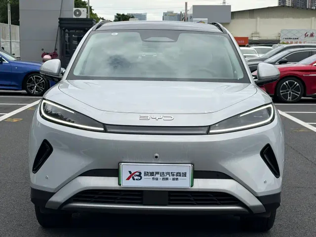 BYD Sealion 05 EV — Фото автомобиля 2