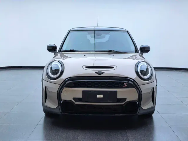 MINI Hatch — Фото автомобиля 2